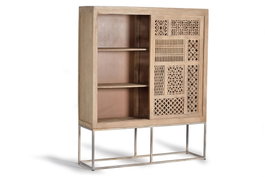 GINER Y COLOMER Vitrine à 2 portes coulissantes en bois naturel et métal