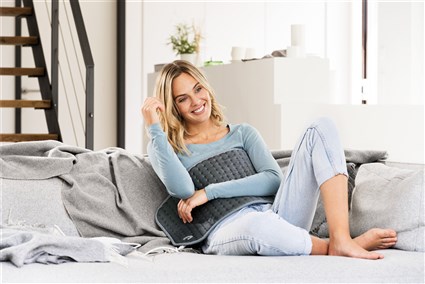 Beurer HK-123 XXL - Coussin chauffant électrique doux Gris Vert Planète, 100% matériau recyclé, dimensions 30 x 60 cm