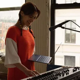 Apple MacBook Air 13.6 pouces M2 16 Go RAM 256 Go SSD 8 coeurs CPU et GPU - Noir minuit (Midnight)