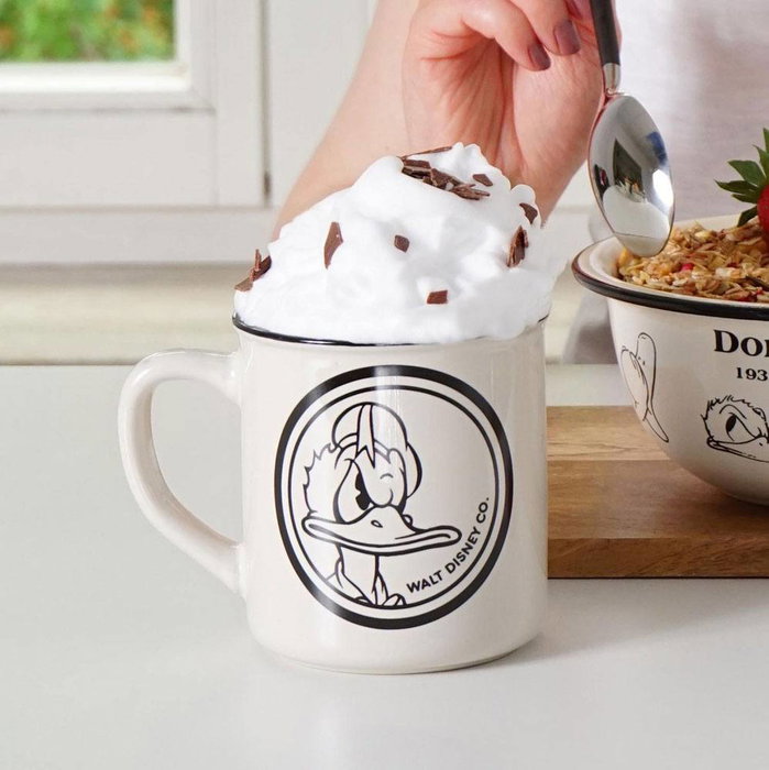 Geda Labels Mug Donald Duck dans la voiture