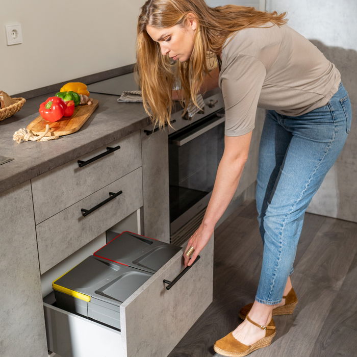 Emuca Lot de 10 poignées pour meubles Miami, L272mm, entraxe 192mm, Acier inoxydable, Peint en noir