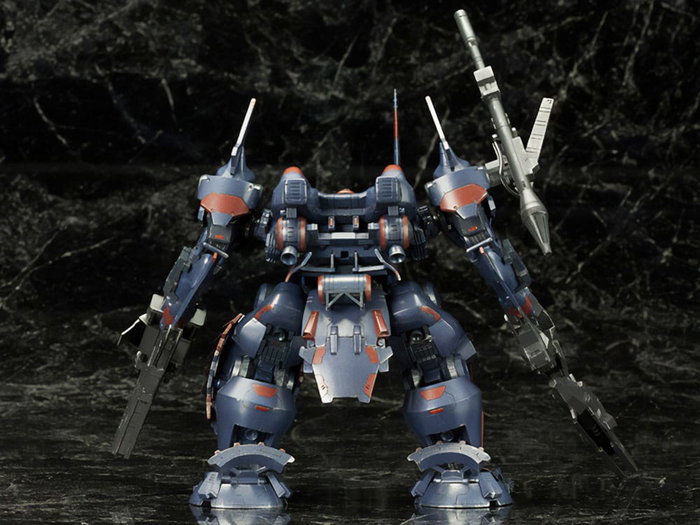 Armored Core V figurine Plastic Model Kit 1/72 KT-104 Perun Hanged Man Rematch Ver. 18 cm