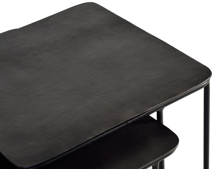 GINER Y COLOMER - Set de 2 Tables Basses Emboîtables en Métal avec Plateau Martelé Bronze, Noir et Fer - 60 cm & 46 cm GINER Y COLOMER - Set de 2 Tables Basses Emboîtables en Métal avec Plateau Martelé Bronze, Noir et Fer - 60 cm & 46 cm