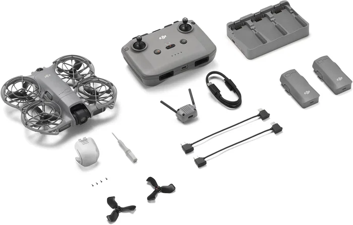 DJI Neo 2 Fly More Combo - Drone avec Caméra 1/1.3'' 48 MP, Vidéo 4K HDR, Kit de 3 Batteries