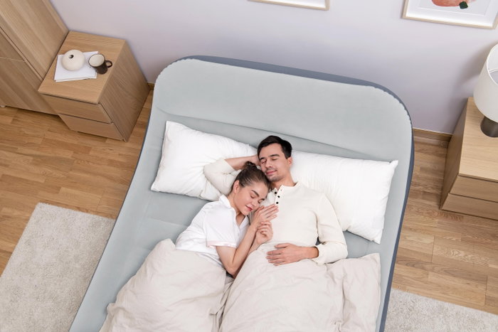 Bestway Matelas Gonflable Double avec Tête de Lit et Pompe Intégrée Bestway Matelas Gonflable Double avec Tête de Lit et Pompe Intégrée