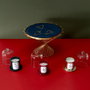 Home Deco Factory Bougie Parfumée avec Cloche en Verre et Bracelet Surprise