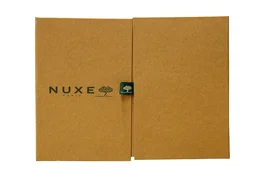 Nuxe Boîte en carton GWP