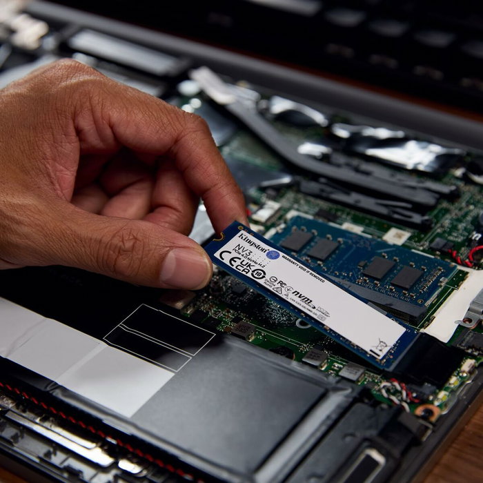 Kingston NV3 SSD 4 To M.2 2280 PCIe 4.0 NVMe Kingston NV3 SSD 4 To M.2 2280 PCIe 4.0 NVMe
