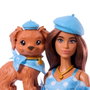 MATTEL Barbie Twinning Looks Latina avec chiot et accessoires bleus à pois