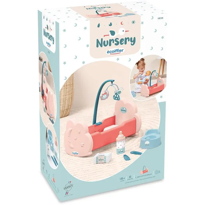 Ecoiffier Nursery 1835 - Lit à bascule bébé avec mobile et accessoires (pot, couches, peigne, thermomètre, biberon) - Jouet dès 18 mois