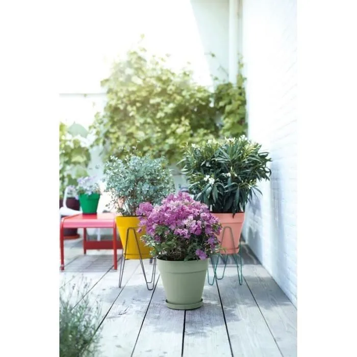Elho Pot de fleurs rond Loft Urban, vert, Ø38,5 x H35,3 cm, réservoir d'eau intégré et roulettes, pour balcon, jardin ou terrasse