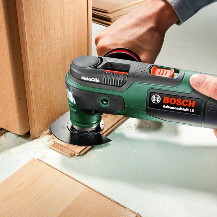 Bosch AdvancedMulti 18 - Outil multifonctions sans fil avec batterie 2,5Ah et chargeur