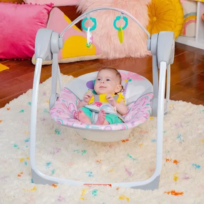 Bright Starts Pink Paradise Portable Swing - Balancelle bébé électrique portable, 6 vitesses de balancement, 10 chansons, 2 positions d'inclinaison, siège de confort, rose