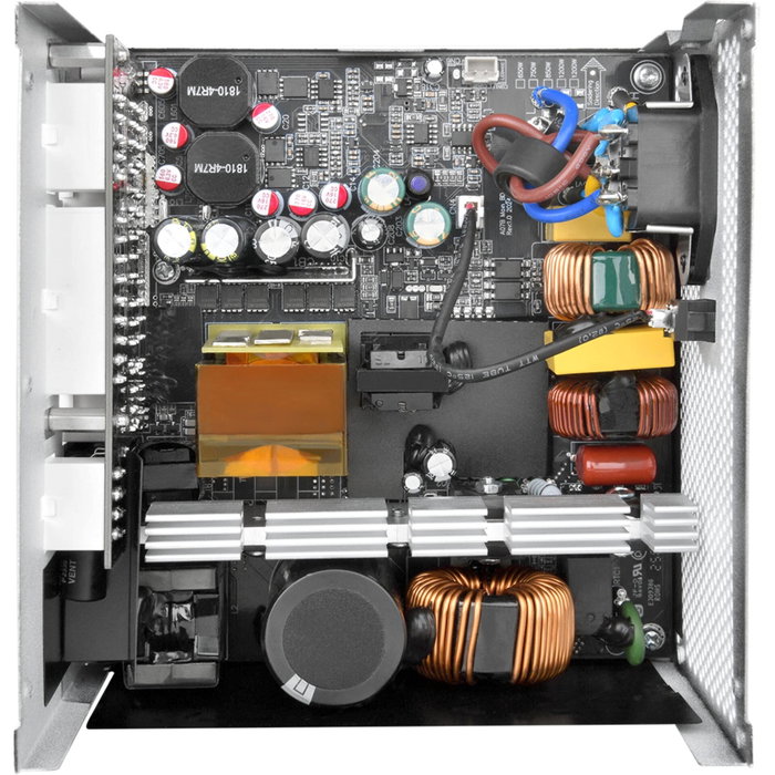Thermaltake Toughpower XT Snow 1200W Thermaltake Toughpower XT Snow 1200W