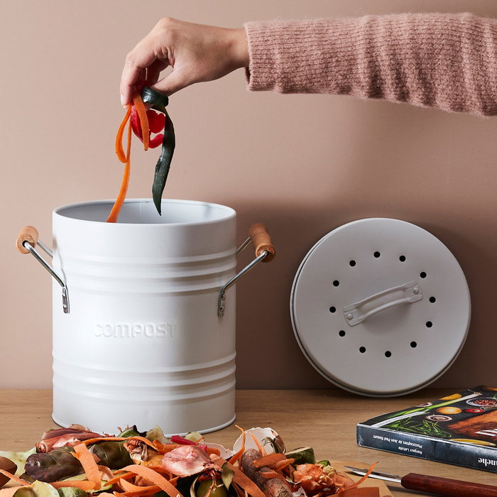 Je cherche une Idee Seau de compostage métallique 4 L Je cherche une Idee Seau de compostage métallique 4 L