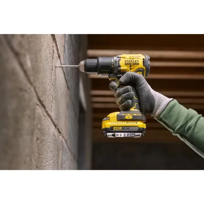 STANLEY FATMAX Perceuse-visseuse à percussion sans fil 18V Brushless 60Nm SFMCD715D2K-QW avec 2 batteries 2 Ah et chargeur - Gamme V20