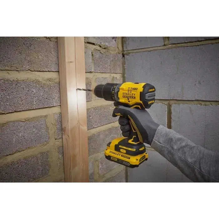 STANLEY FATMAX Perceuse-visseuse à percussion sans fil 18V Brushless 60Nm SFMCD715D2K-QW avec 2 batteries 2 Ah et chargeur - Gamme V20