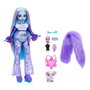 Mattel - Monster High Abbey Bominable Hnf64 - Poupée avec tenue à paillettes de neige, accessoires et mascotte Tundra - Pour enfants +4 ans