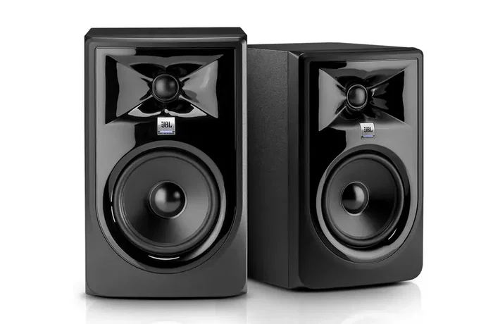 JBLPRO 308P MkII Moniteur de Studio Actif 8 pouces avec Guide d'Ondes Image Control et Amplificateur Classe D 112W