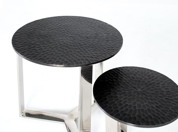 GINER Y COLOMER Lot de 2 Tables Basses en Aluminium et Métal Noir, Design Contemporain à Surface Martelée, Finition Artisanale