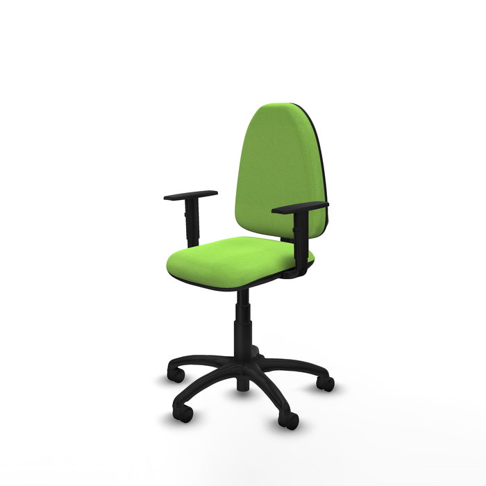 Chaise de bureau Aýna avec mécanisme de contact permanent de base, revêtue de tissu couleur pistache. Équipée d'une base en polyamide noir, d'accoudoirs 1D et de roulettes en nylon de 50 mm Chaise de bureau Aýna avec mécanisme de contact permanent de base, revêtue de tissu couleur pistache. Équipée d'une base en polyamide noir, d'accoudoirs 1D et de roulettes en nylon de 50 mm