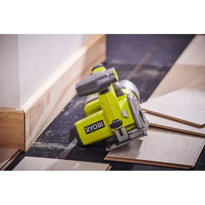 Ryobi R18MMS-0 Scie Multi-Matériaux Sans Fil 18V ONE+, Diamètre 85 mm, Vitesse 4250 tr/min, avec Lames, Guide Parallèle et Buse d'Aspiration