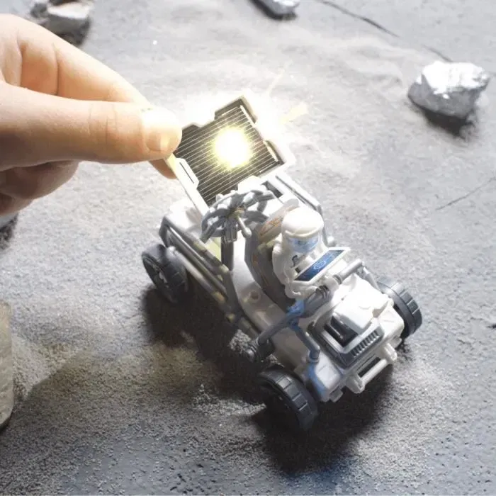 Silverlit ASTROPOD - Véhicule solaire motorisé 11 cm à construire - 20 pièces - Fonctionne à pile ou énergie solaire - Figurine incluse - À partir de 6 ans