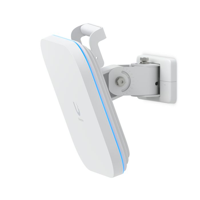 Ubiquiti UniFi E7 Point d'accès Campus WiFi 7 intérieur/extérieur - WiFi 7 (11be) Dual-Band jusqu'à 8.6 Gbps, 10G Ethernet, antennes 4x4 directionnelles
