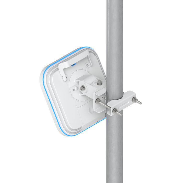 Ubiquiti UniFi E7 Point d'accès Campus WiFi 7 intérieur/extérieur - WiFi 7 (11be) Dual-Band jusqu'à 8.6 Gbps, 10G Ethernet, antennes 4x4 directionnelles