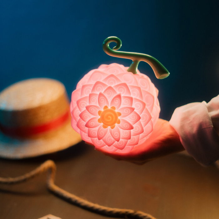 ERIK Lampe One Piece 'Flower-Flower' modèle fruit - Hauteur 160 cm, largeur 160 cm, profondeur 175 cm