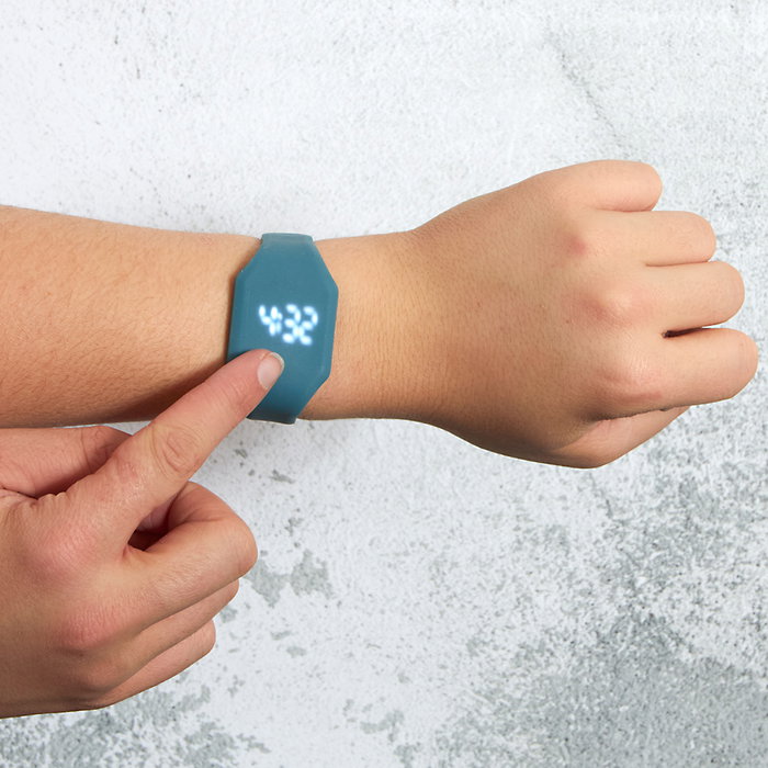 Be Mix Lot de 12 Montres à Bracelet en Silicone Lisse Be Mix Lot de 12 Montres à Bracelet en Silicone Lisse