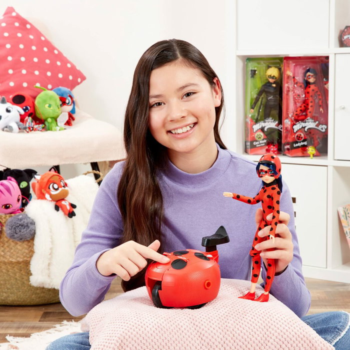 Bandai Scooter Miraculous Switch'n go avec poupée articulée Ladybug Lucky Charm 26 cm