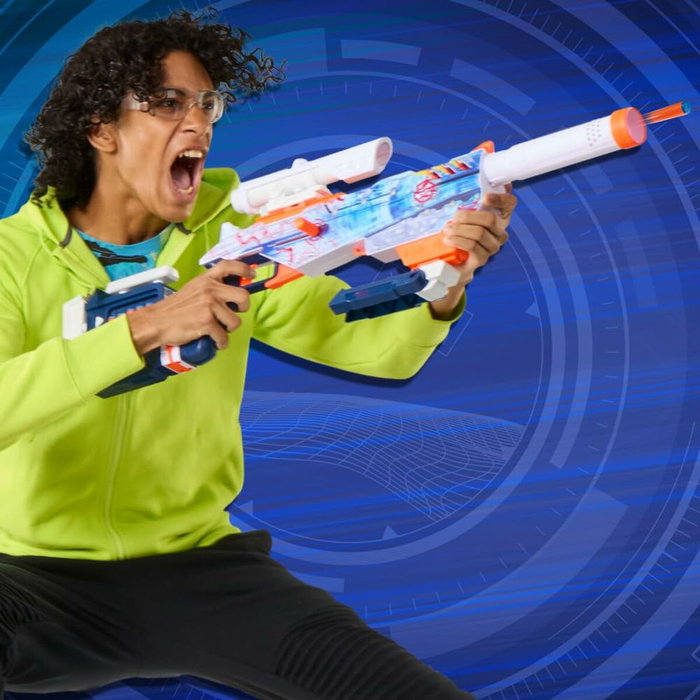 Hasbro Nerf Loadout Arctic Zerostriker avec 24 fléchettes Nerf N1 Hasbro Nerf Loadout Arctic Zerostriker avec 24 fléchettes Nerf N1