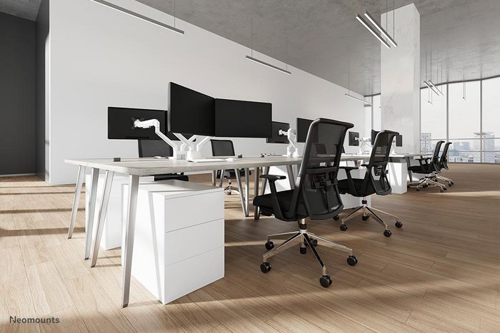 Neomounts DS70 - Bras support de bureau à mouvement complet pour écrans 17" à 35" (9 kg max) - Réglage hauteur, inclinaison, rotation - Compatible VESA 75x75/100x100 - Blanc Neomounts DS70 - Bras support de bureau à mouvement complet pour écrans 17" à 35" (9 kg max) - Réglage hauteur, inclinaison, rotation - Compatible VESA 75x75/100x100 - Blanc