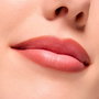 Essence POUTLINE SOFT GLIDE n°04 Crayon à Lèvres Cocoa Me Crazy 0.62 g - Teinte Nude Violetté, Application Précise
