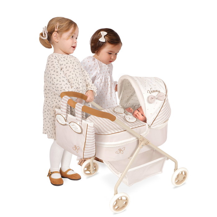 DeCuevas Poussette de Poupée Verona 86078 - Avec Sac à Main, Manche Confortable et Roues Silencieuses, Pour Enfants 3 Ans et Plus