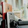 ELBE ACC-102 Support de téléphone ventouse pour voiture - Support universel ajustable (60-90mm) pour une conduite sécurisée