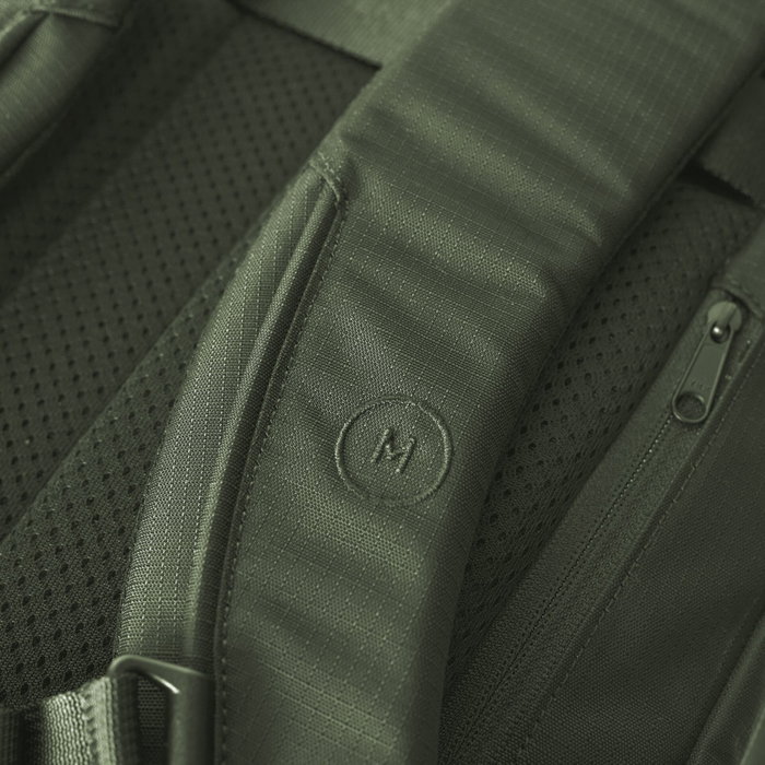 Moment Everything Travel Pack Weekender 28L Olive