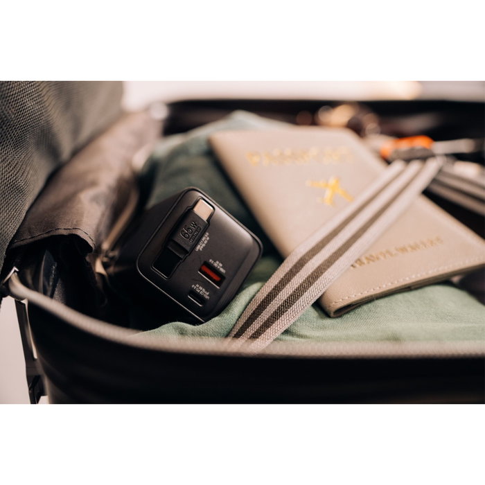 Verbatim Chargeur 65W 2 Ports avec Câble Rétractable - Black