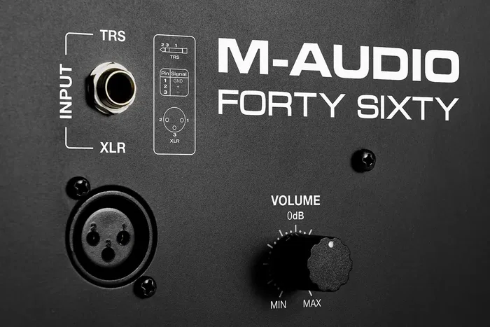 M-Audio Forty Sixty Moniteur de Studio Biamplifié 6,5" 100W avec Bluetooth (Unité) M-Audio Forty Sixty Moniteur de Studio Biamplifié 6,5" 100W avec Bluetooth (Unité)
