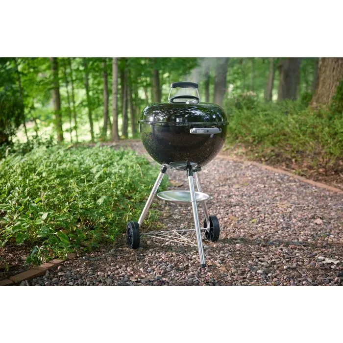 Weber Barbecue à charbon Bar-B-Kettle - Ø47 cm - Thermomètre intégré - Acier émaillé - 6 couverts - Noir Weber Barbecue à charbon Bar-B-Kettle - Ø47 cm - Thermomètre intégré - Acier émaillé - 6 couverts - Noir