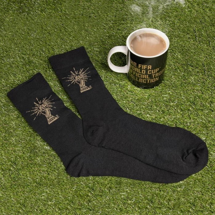 Paladone Set Taza y Calcetines FIFA - Tasse Céramique et Chaussettes Unisex Blanc Doré