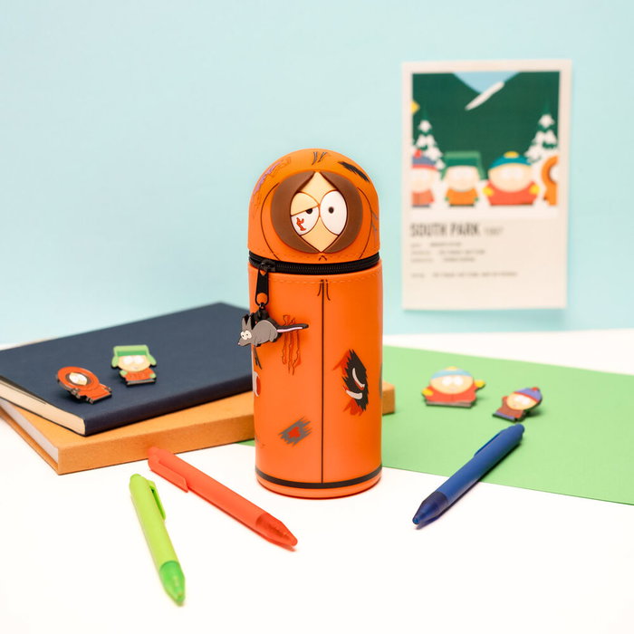ERIK Porte-cartes étui en silicone souple 3D Kenny South Park - Étui personnalisé avec base extensible