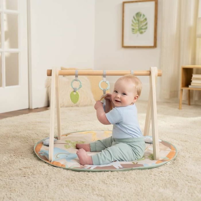 Ingenuity Tapis d'éveil WonderWood pliable avec arche en bois, beige et multicouleur