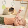 Ingenuity Tapis d'éveil pliable bébé WonderWood avec arche de jeux en bois, miroir et 5 jouets sensoriels pour le développement