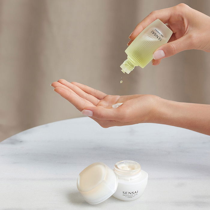 Sensai DUAL ESSENCE Soin Hydratant Biphasé pour Visage et Corps 30 ml