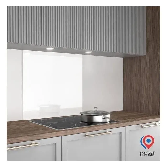 Aurys Crédence Fond de Hôtte en Verre de Sécurité Extra Blanc Laqué Blanc 900 x 450 mm Épaisseur 6 mm - Protection Durable pour Cuisine