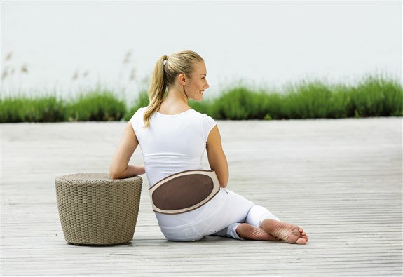 Beurer HK-72 Coussin de chaleur mobile électrique USB rechargeable pour le dos et l'abdomen - 18x115 cm - Ecran LED