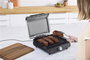 Ninja GR101EU Gril et plaque de cuisson d'intérieur grand format, surface antiadhésive interchangeable, cuisson uniforme jusqu'à 260°C, jusqu'à 5 personnes