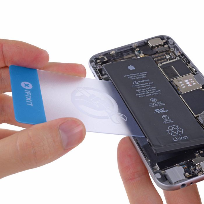iFixit Jeu de 2 cartes de séparation en plastique PVC - Outils de réparation pour ouvrir boîtiers et appliquer pâte thermique